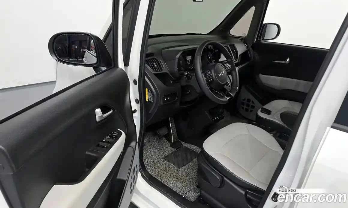 Kia Ray 2024 1.0 Автомат в Москве № 115497, фото 6