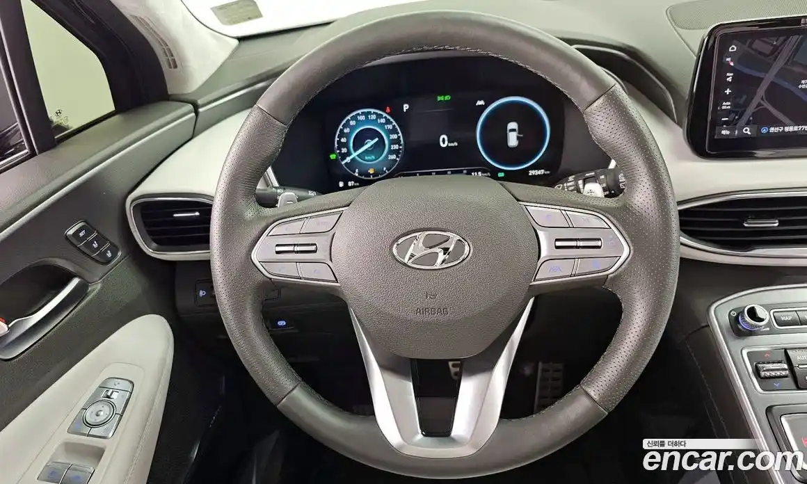 Hyundai Santa Fe 2023 1.6 Автомат в Москве № 115999, фото 16