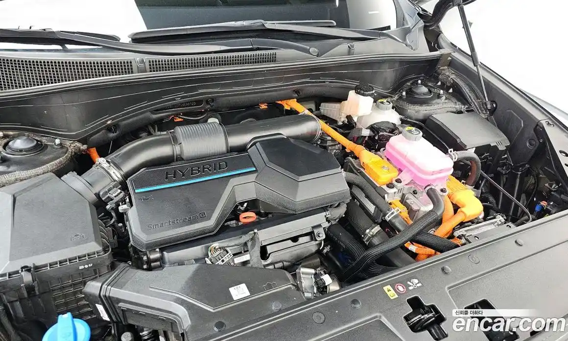 Hyundai Santa Fe 2023 1.6 Автомат в Москве № 115999, фото 7