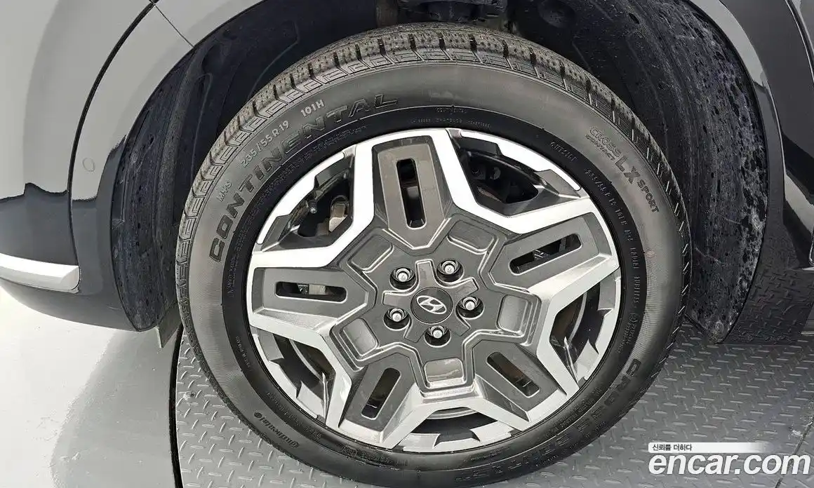 Hyundai Santa Fe 2023 1.6 Автомат в Москве № 115999, фото 10