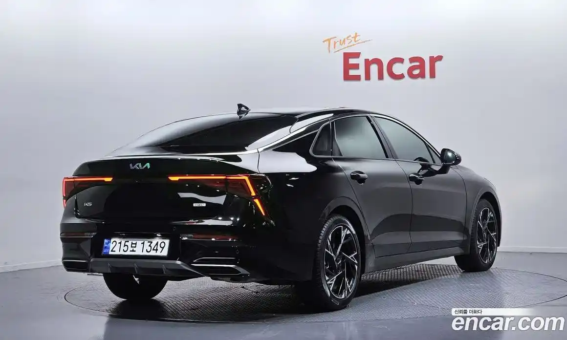 Kia K5 2024 2.0 Автомат в Москве № 120702, фото 1