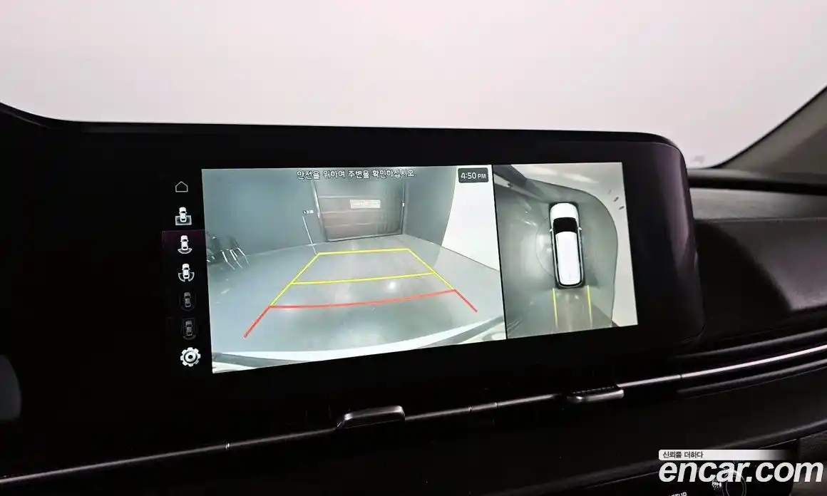 Kia Canival 2023 2.2 Автомат в Москве № 122024, фото 17