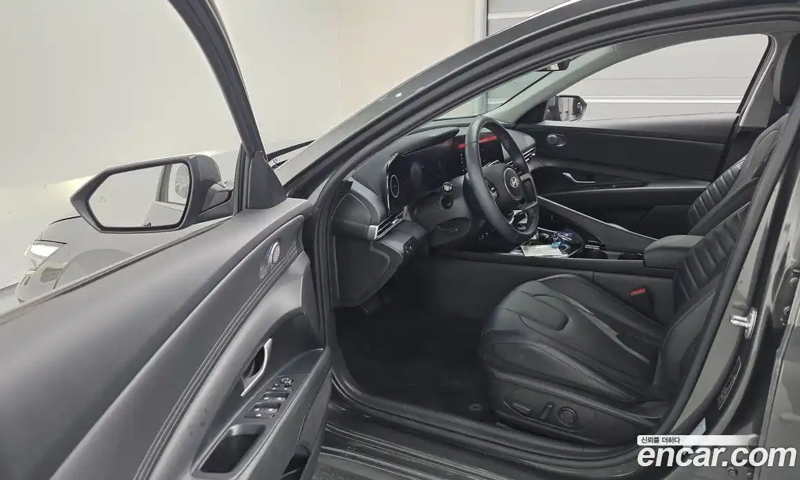 Hyundai Avante 2024 1.6 Автомат в Москве № 124792, фото 16