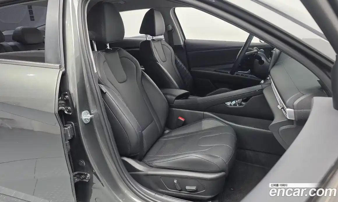 Hyundai Avante 2024 1.6 Автомат в Москве № 124792, фото 5