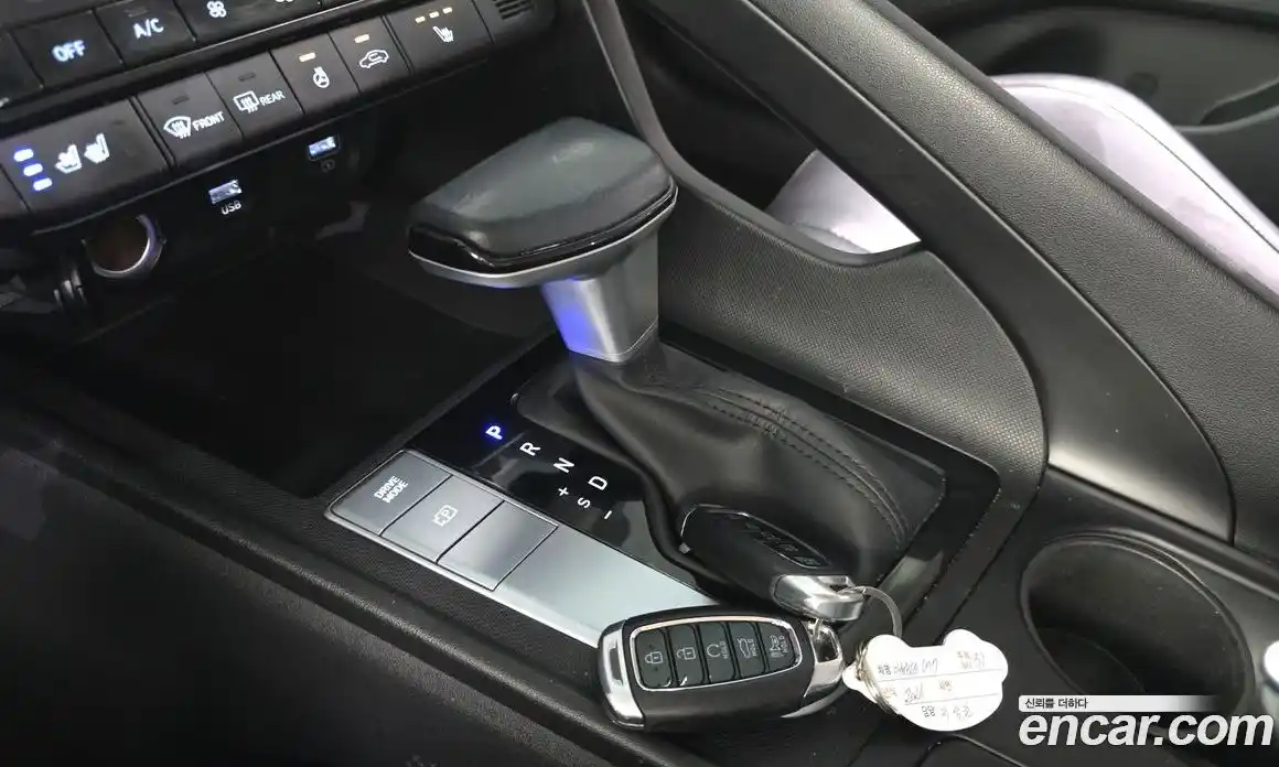 Hyundai Avante 2021 1.6 Автомат в Москве № 126493, фото 1