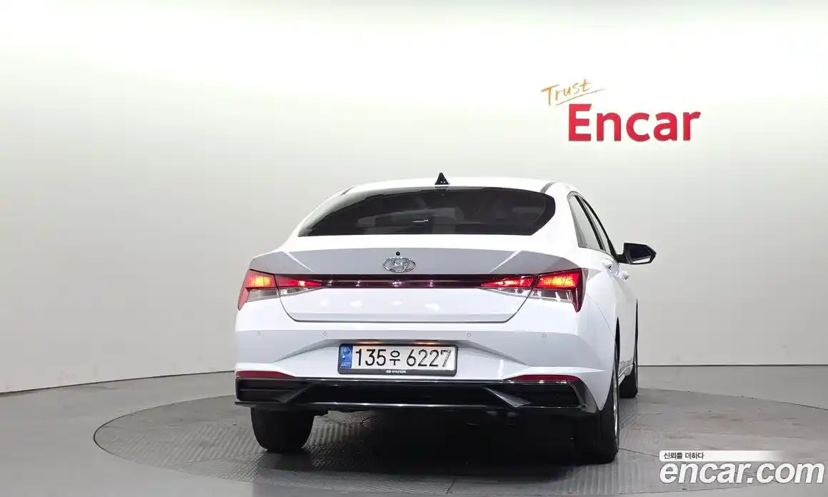 Hyundai Avante 2021 1.6 Автомат в Москве № 126493, фото 17