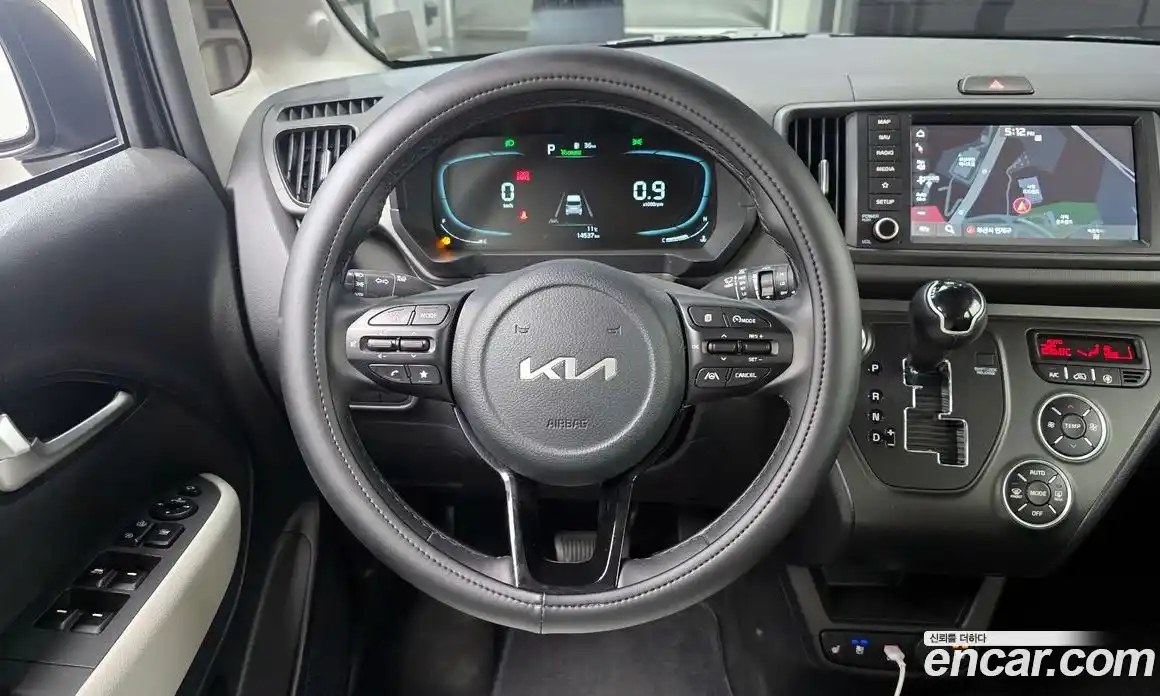 Kia Ray 2023 1.0 Автомат в Москве № 128626, фото 18