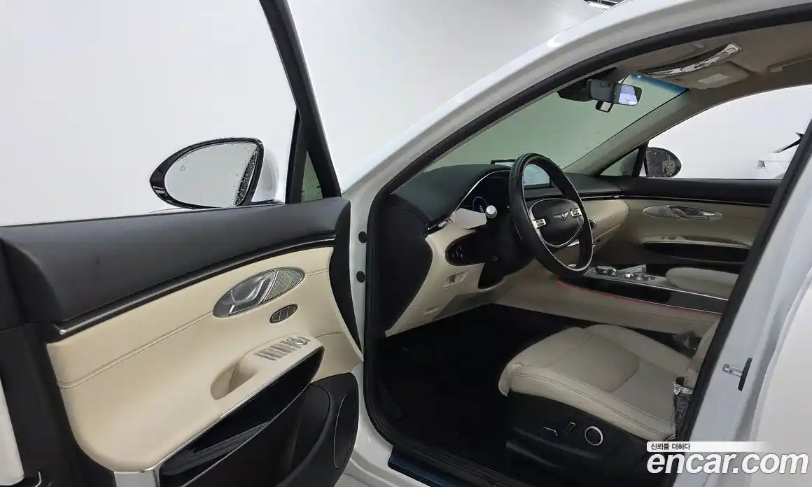 Genesis GV70 2023 2.5 Автомат в Москве № 12894, фото 15