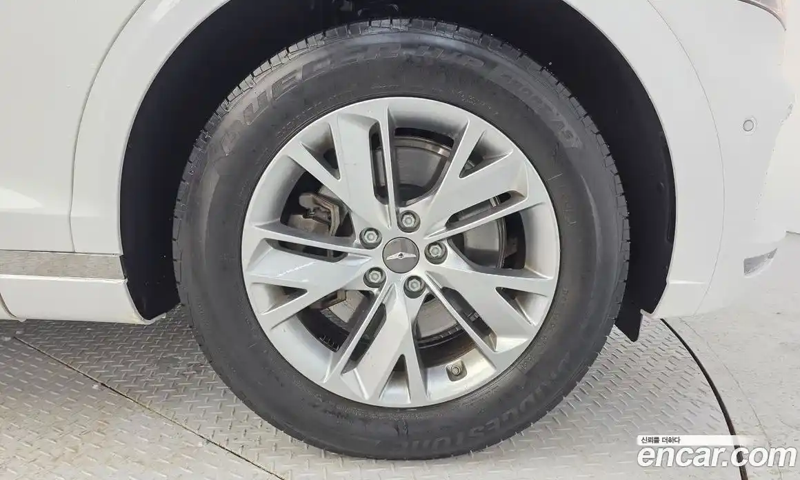 Genesis GV70 2023 2.5 Автомат в Москве № 12894, фото 18