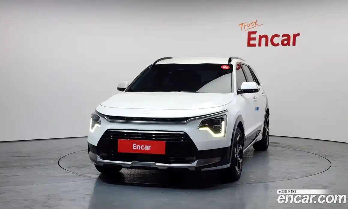 Kia Niro 2022 1.6 Автомат в Москве № 129323, фото 13