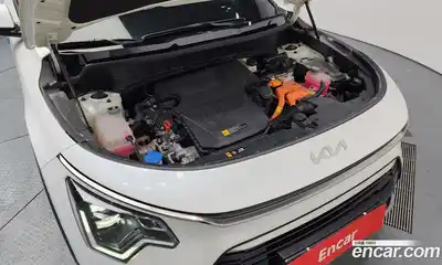 Kia Niro 2022 1.6 Автомат в Москве № 129323, миниатюра 3