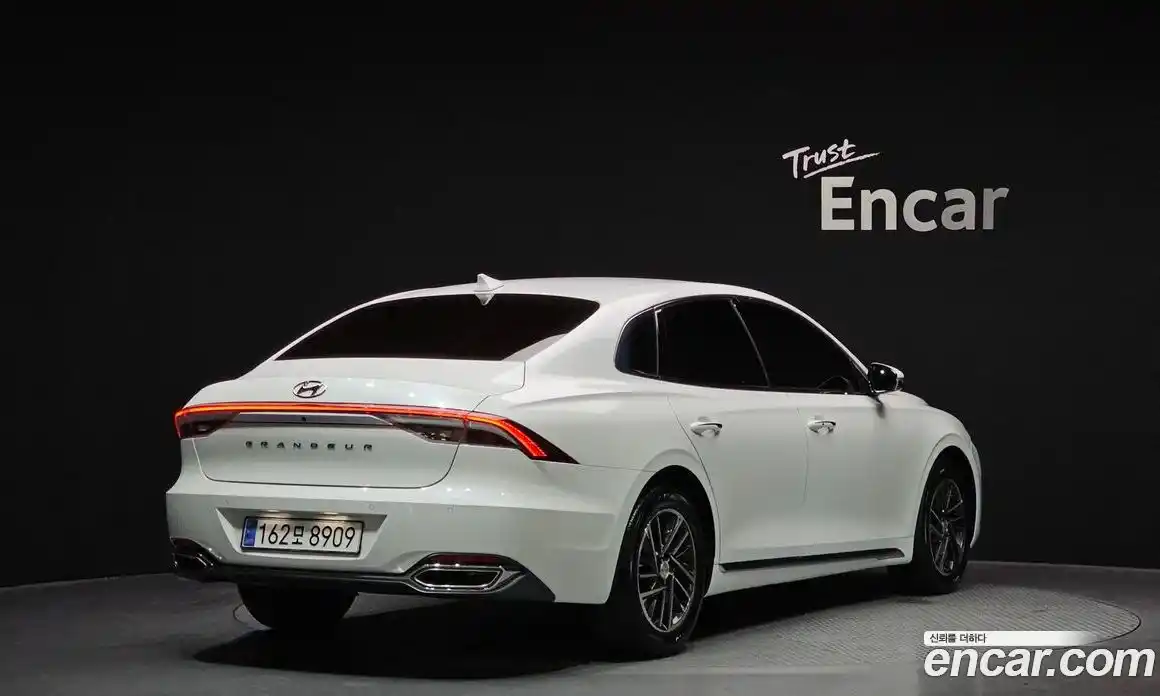 Hyundai Grandeur 2021 2.5 Автомат в Москве № 130311, фото 13