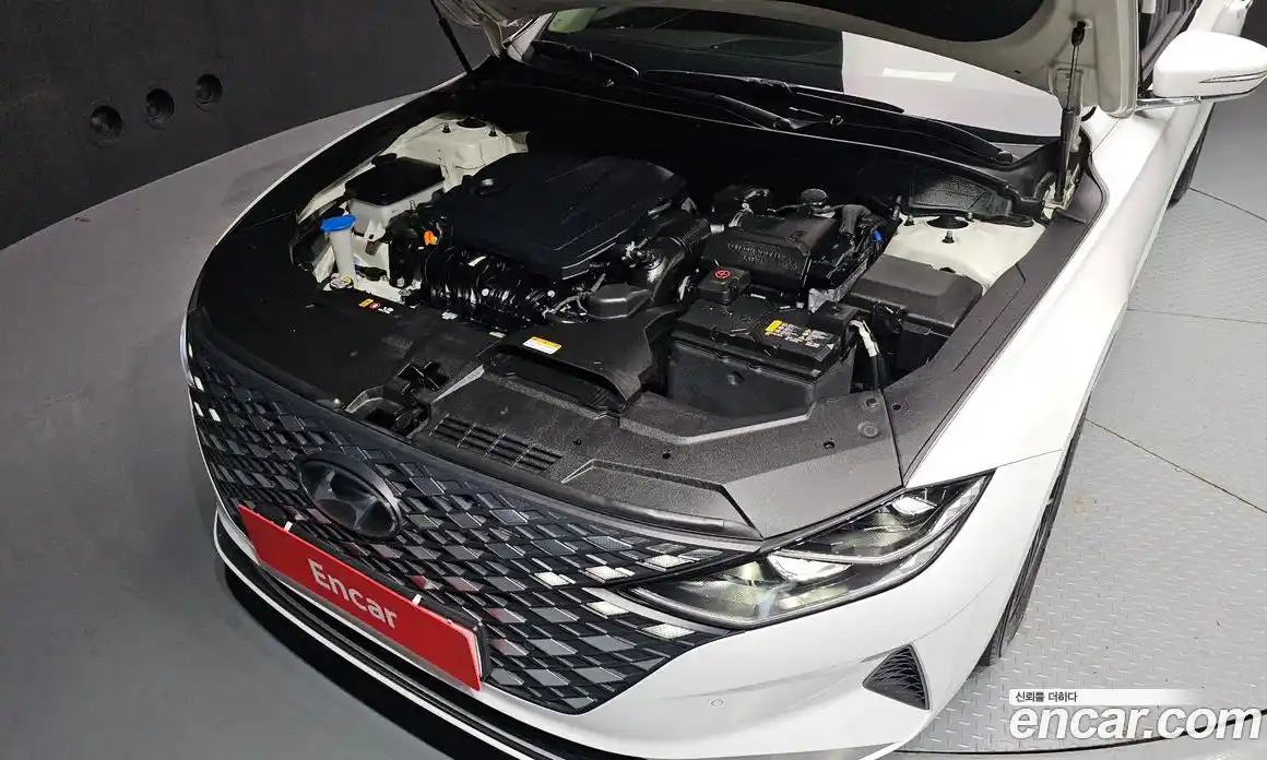 Hyundai Grandeur 2021 2.5 Автомат в Москве № 130311, фото 14