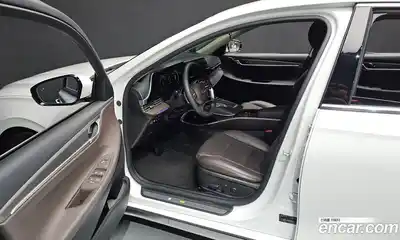 Hyundai Grandeur 2021 2.5 Автомат в Москве № 130311, миниатюра 5