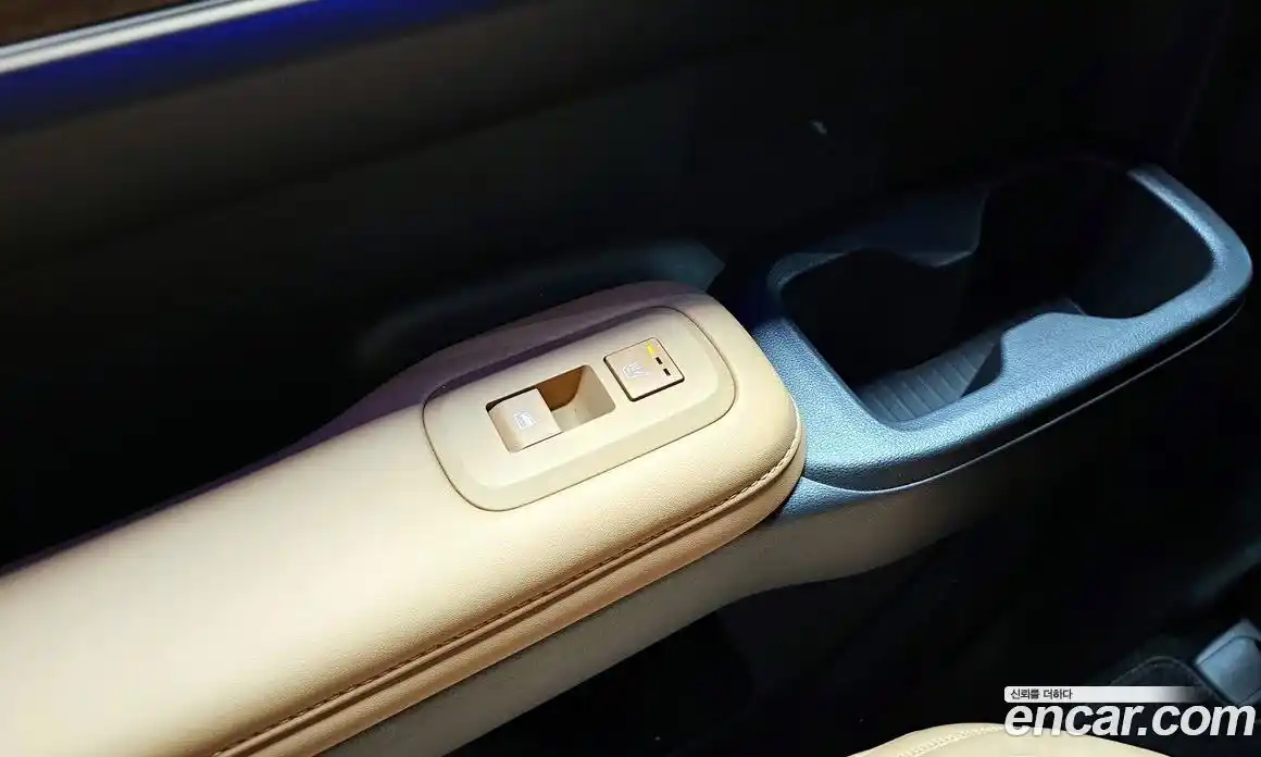 Hyundai Santa Fe 2024 1.6 Автомат в Москве № 130746, фото 13