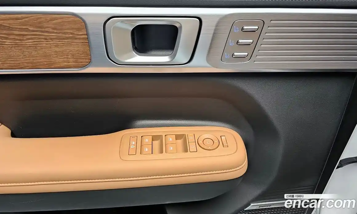 Hyundai Santa Fe 2024 1.6 Автомат в Москве № 130746, фото 3