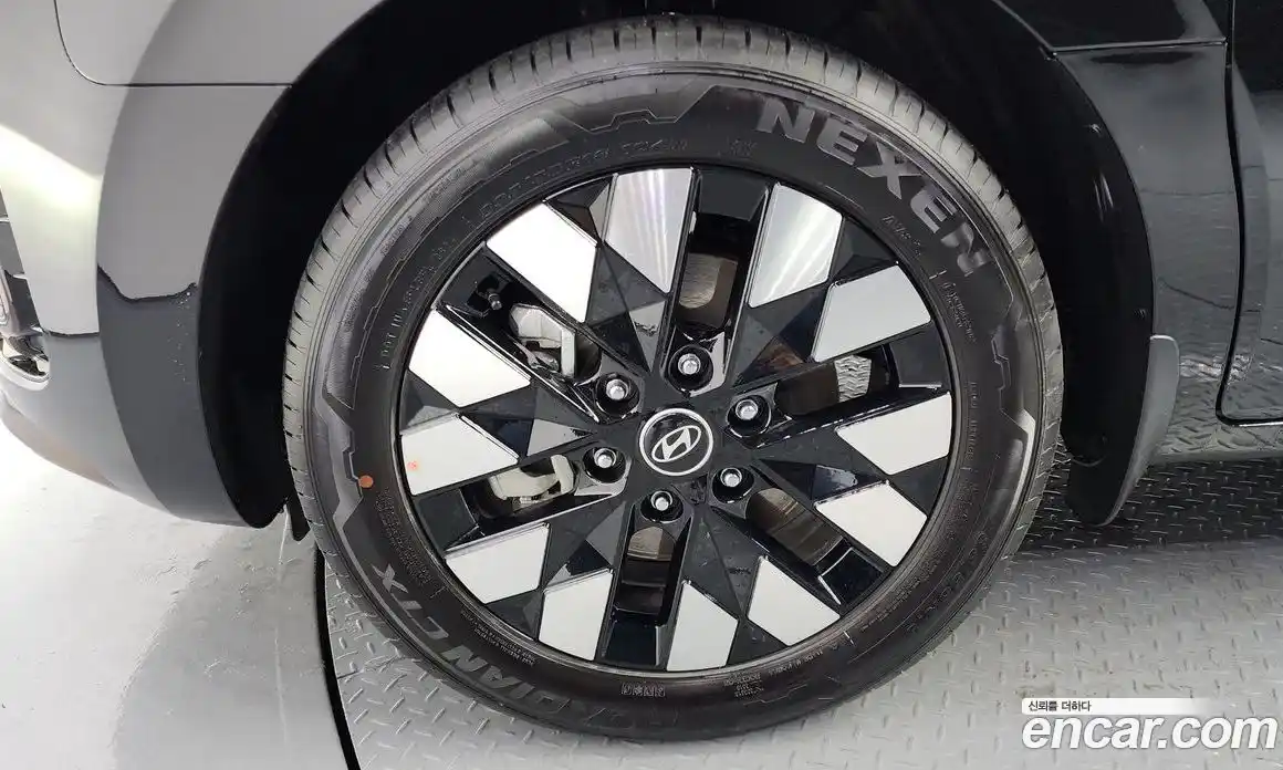 Hyundai Staria 2025 1.6 Автомат в Москве № 130853, фото 12