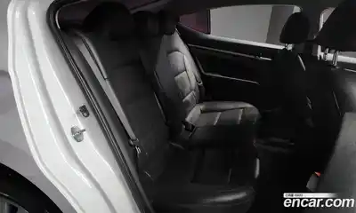 Hyundai Avante 2019 1.6 Автомат в Москве № 130908, миниатюра 8