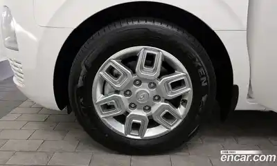 Hyundai Staria, 2024