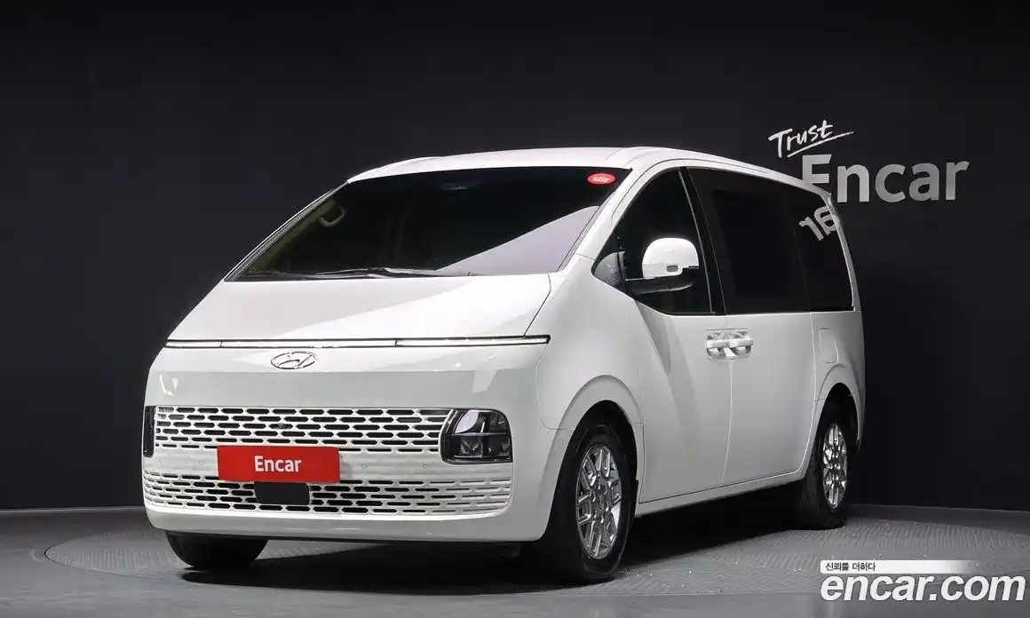 Hyundai Staria 2024 3.5 Автомат в Москве № 130996, фото 12