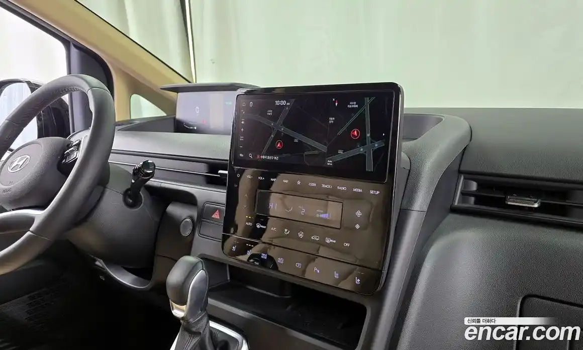 Hyundai Staria 2024 3.5 Автомат в Москве № 130996, фото 17