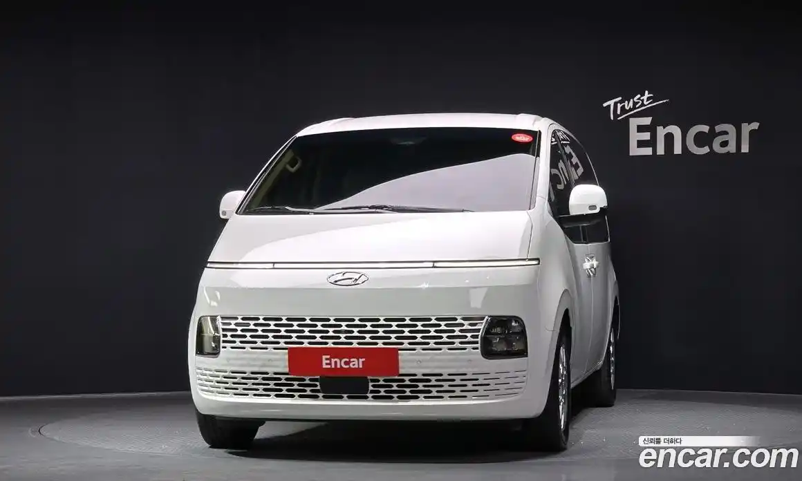 Hyundai Staria 2024 3.5 Автомат в Москве № 130996, фото 6