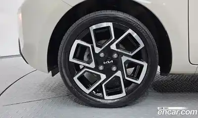 Kia Ray 2023 1.0 Автомат в Москве № 131327, миниатюра 9