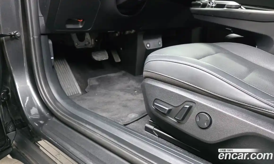 Kia EV6 2023 0.1 Автомат в Москве № 131888, фото 15