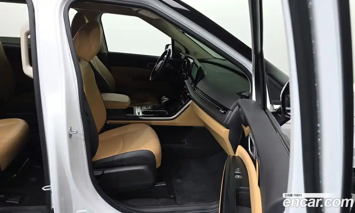 Kia Canival 2022 2.2 Автомат в Москве № 132123, фото 11