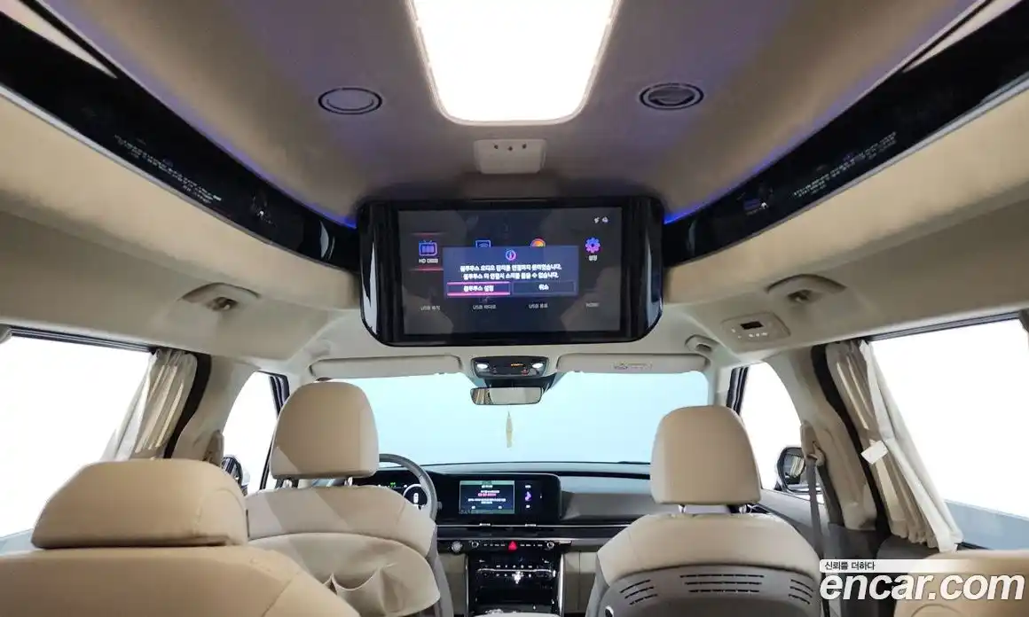 Kia Canival 2023 3.5 Автомат в Москве № 132695, фото 14