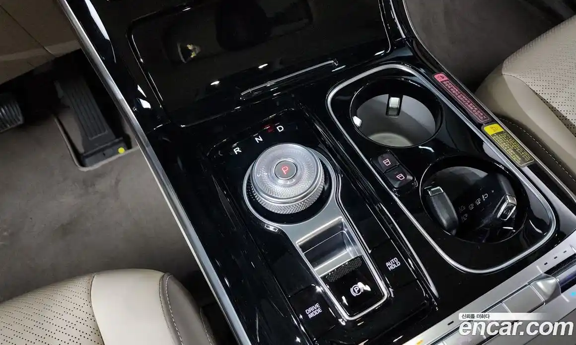 Kia Canival 2023 3.5 Автомат в Москве № 132695, фото 17