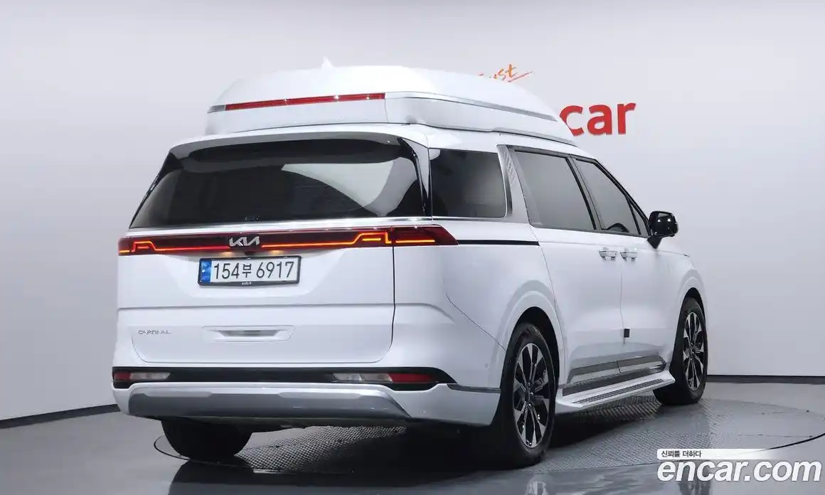 Kia Canival 2023 3.5 Автомат в Москве № 132695, фото 6