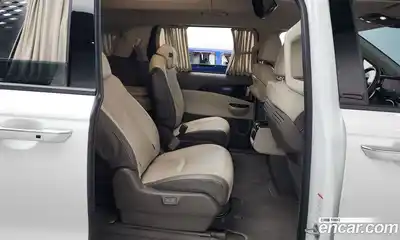 Kia Canival 2023 3.5 Автомат в Москве № 132695, миниатюра 8