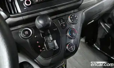 Kia Ray 2024 1.0 Автомат в Москве № 133456, миниатюра 11