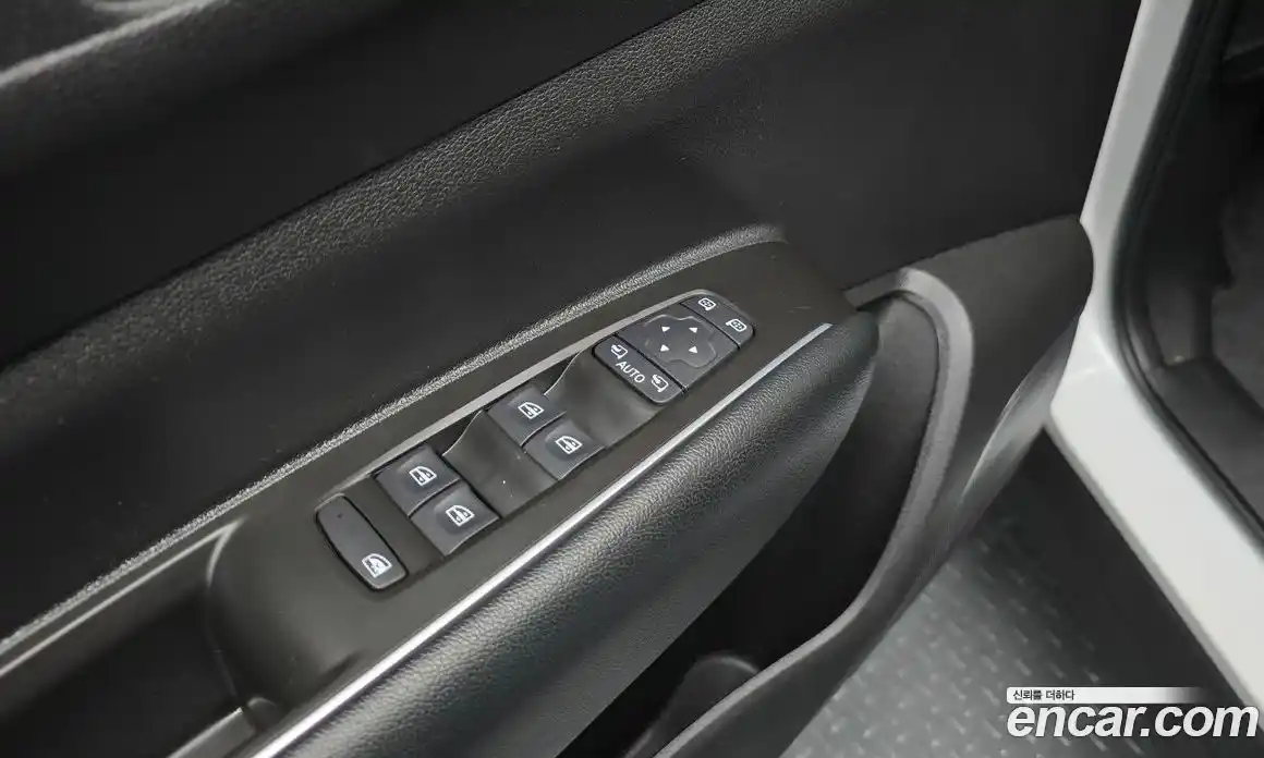 Renault QM6 2023 2.0 Автомат в Москве № 137016, фото 5