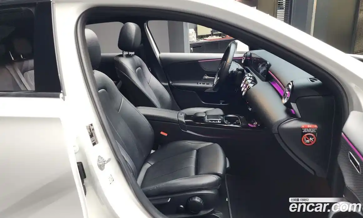 Mercedes-Benz A-Class 2021 2.0 Автомат в Москве № 137338, фото 18