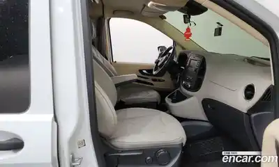 Mercedes-Benz V-Class 2020 2.0 Автомат в Москве № 137566, миниатюра 5