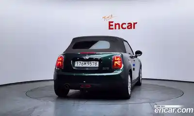 Mini Cooper Convertible 2016 1.5 Автомат в Москве № 139675, миниатюра 4