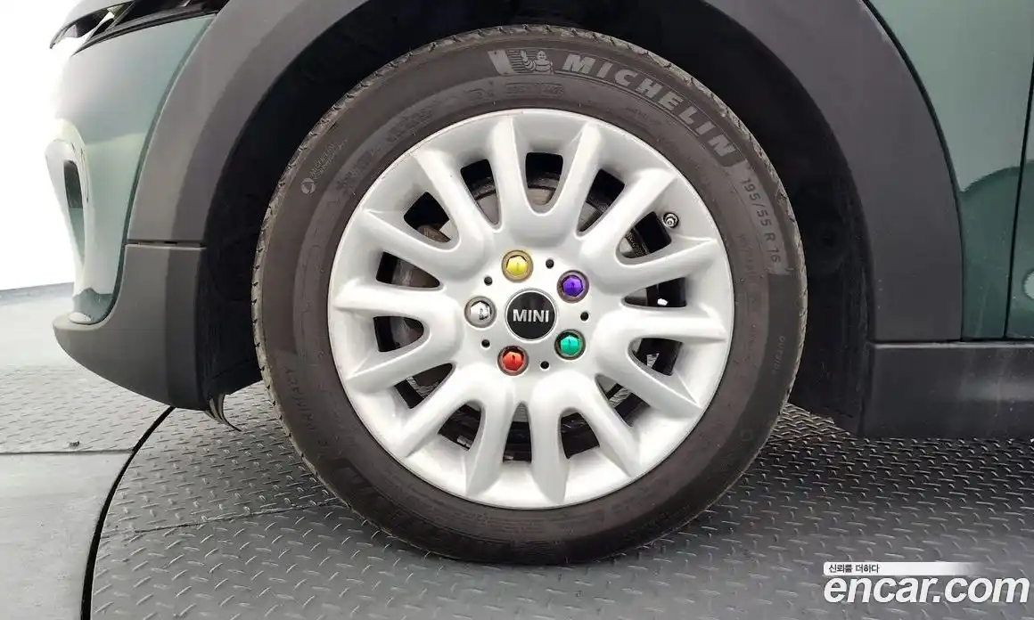 Mini Cooper Convertible 2016 1.5 Автомат в Москве № 139675, фото 10