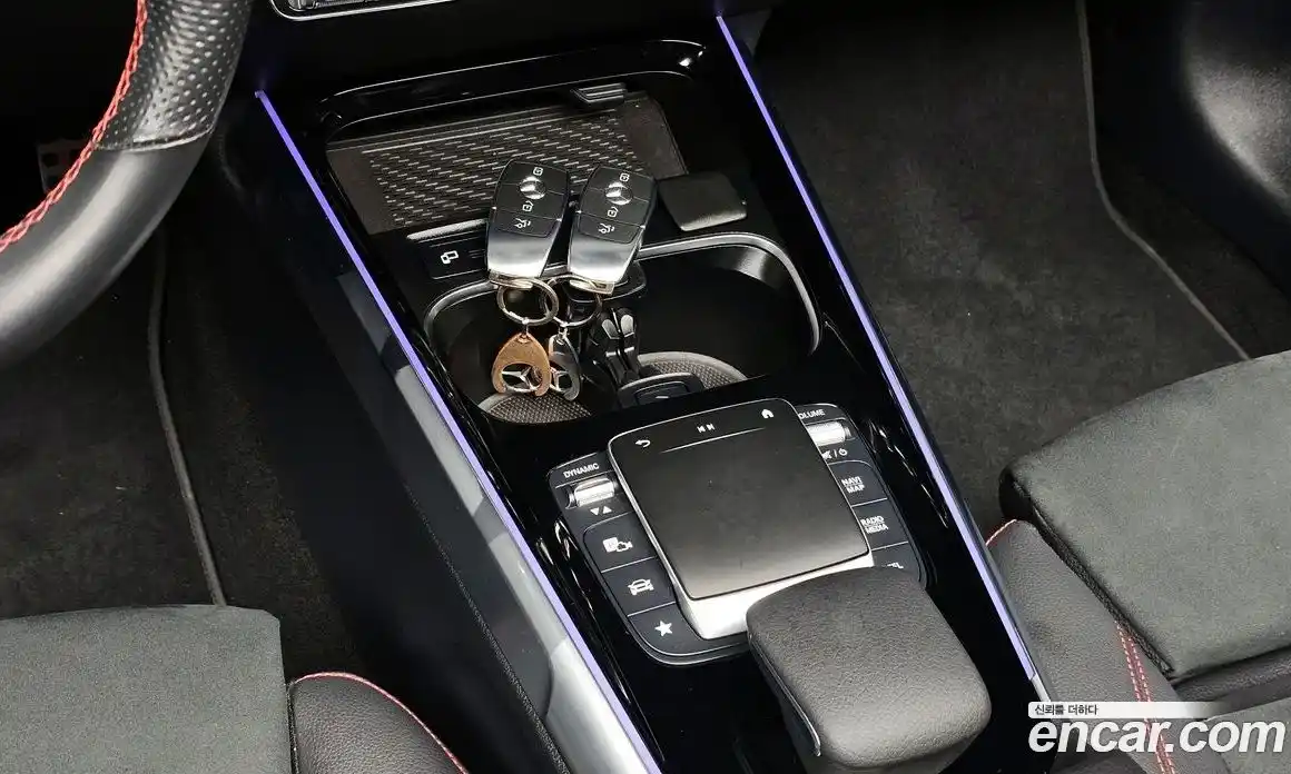 Mercedes-Benz GLB-Class 2021 2.0 Автомат в Москве № 140508, фото 12