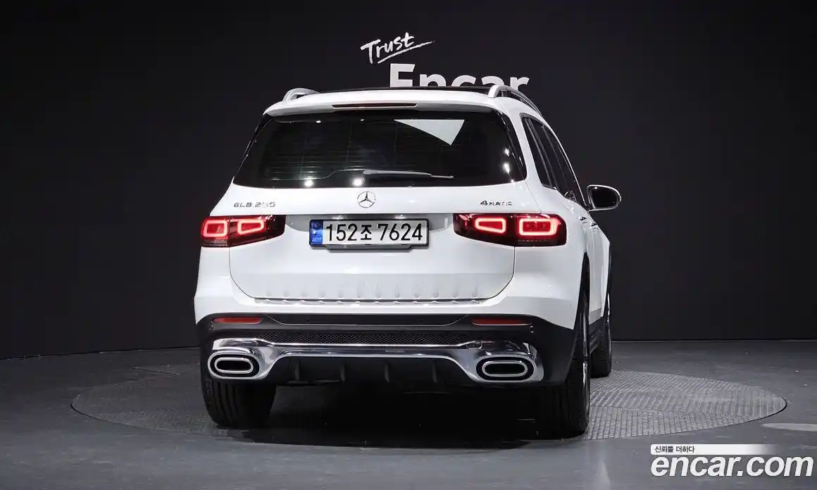 Mercedes-Benz GLB-Class 2021 2.0 Автомат в Москве № 140508, фото 16