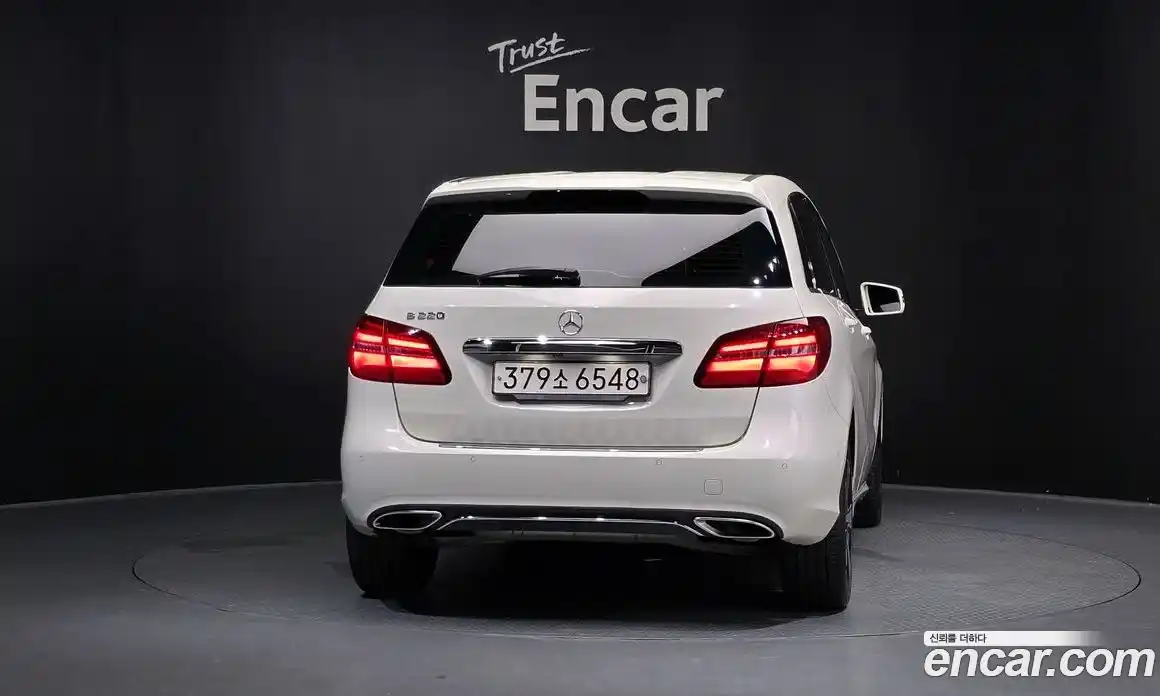 Mercedes-Benz B-Class 2018 2.0 Автомат в Москве № 143145, фото 13