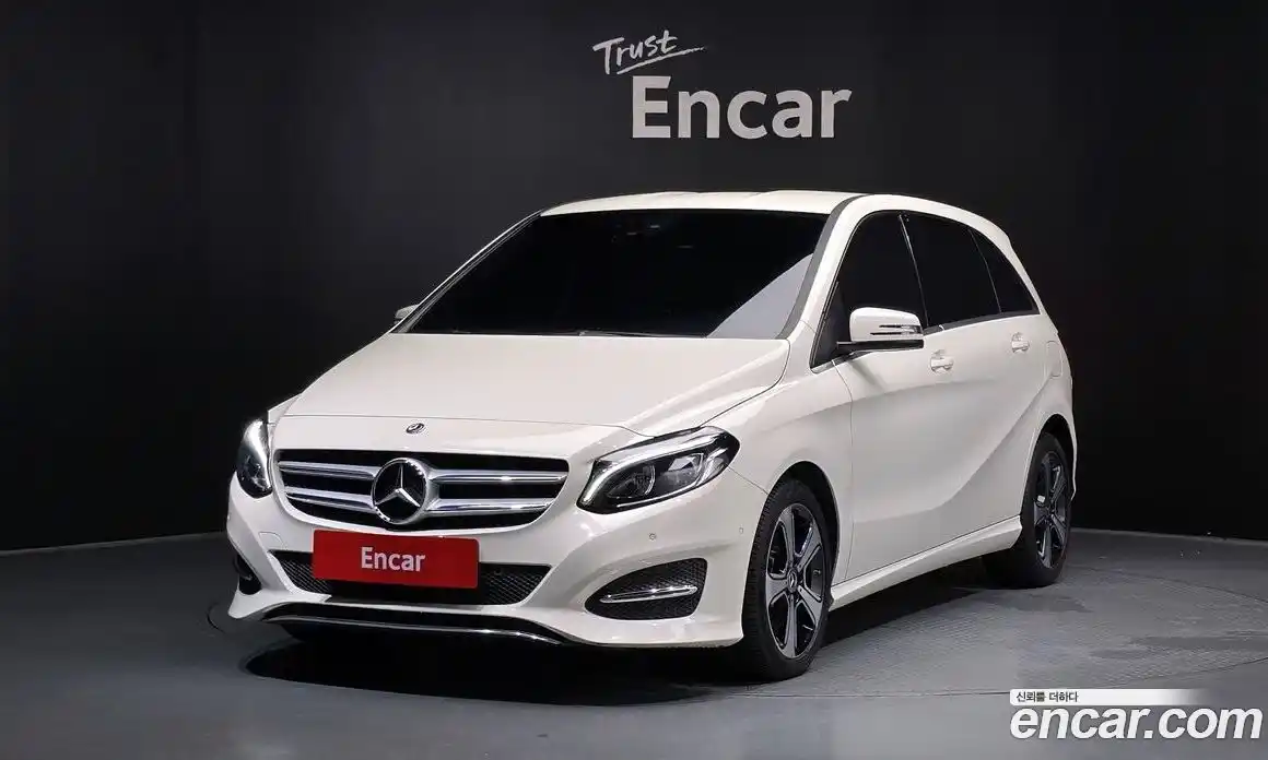 Mercedes-Benz B-Class 2018 2.0 Автомат в Москве № 143145, фото 19