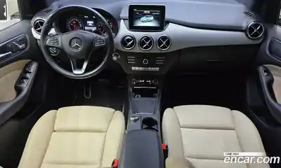 Mercedes-Benz B-Class 2018 2.0 Автомат в Москве № 143145, миниатюра 8