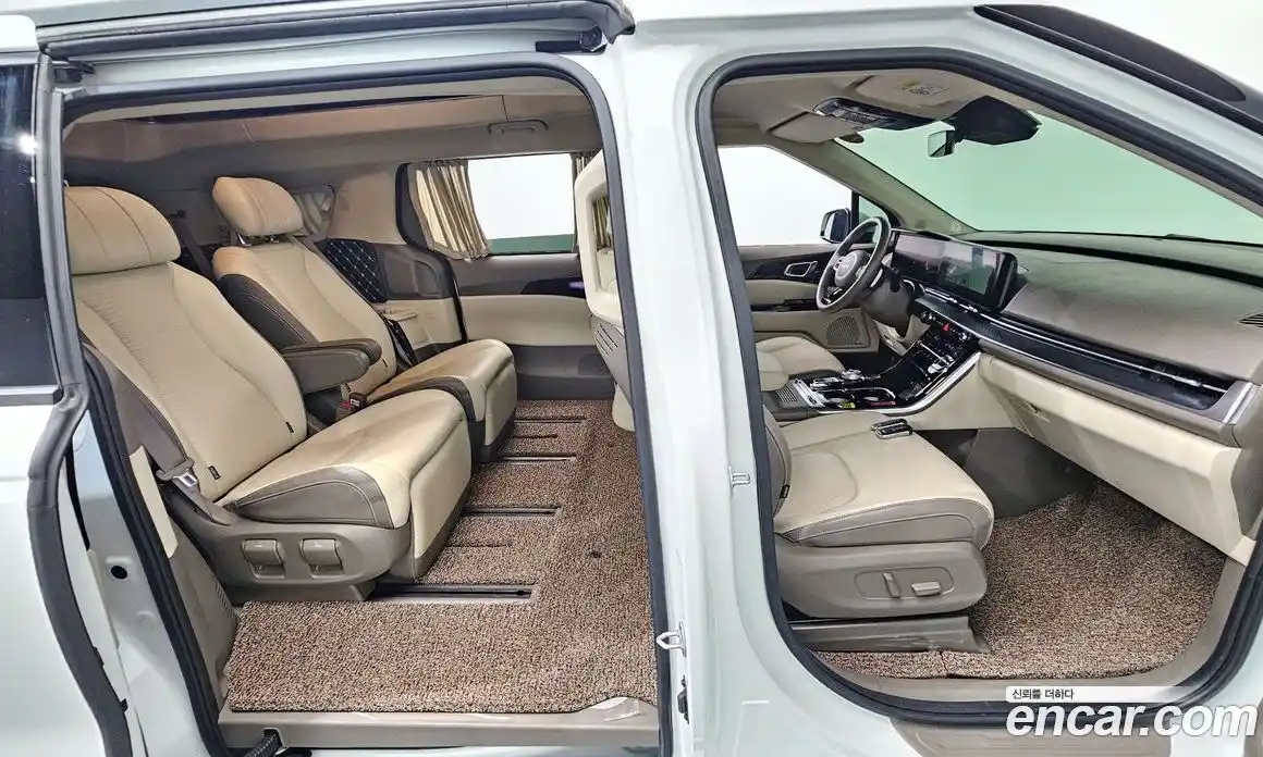 Kia Canival 2023 3.5 Автомат в Москве № 14781, фото 19