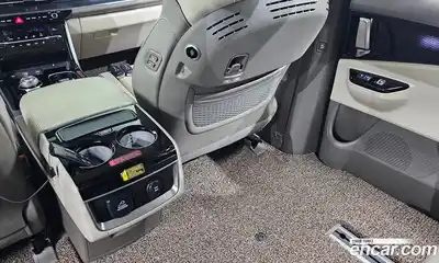 Kia Canival 2023 3.5 Автомат в Москве № 14781, миниатюра 2