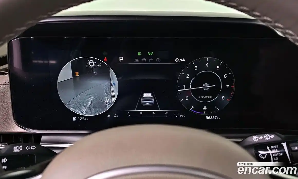 Kia Canival 2023 3.5 Автомат в Москве № 14781, фото 4