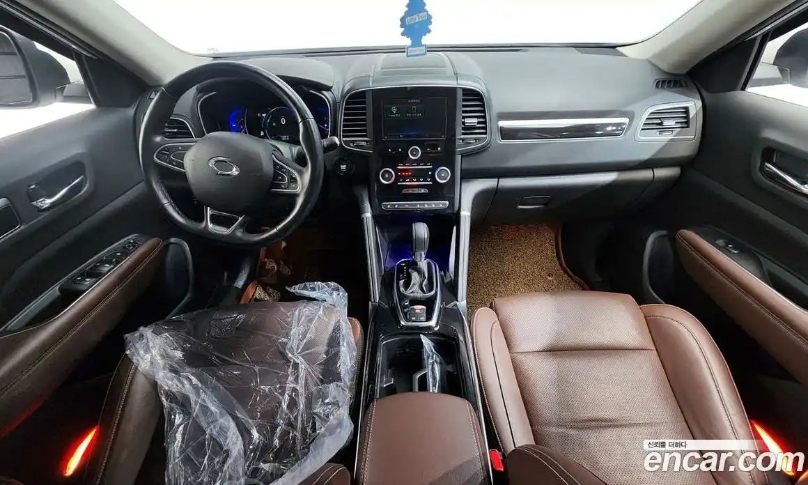 Renault QM6 2017 2.0 Автомат в Москве № 148230, фото 12