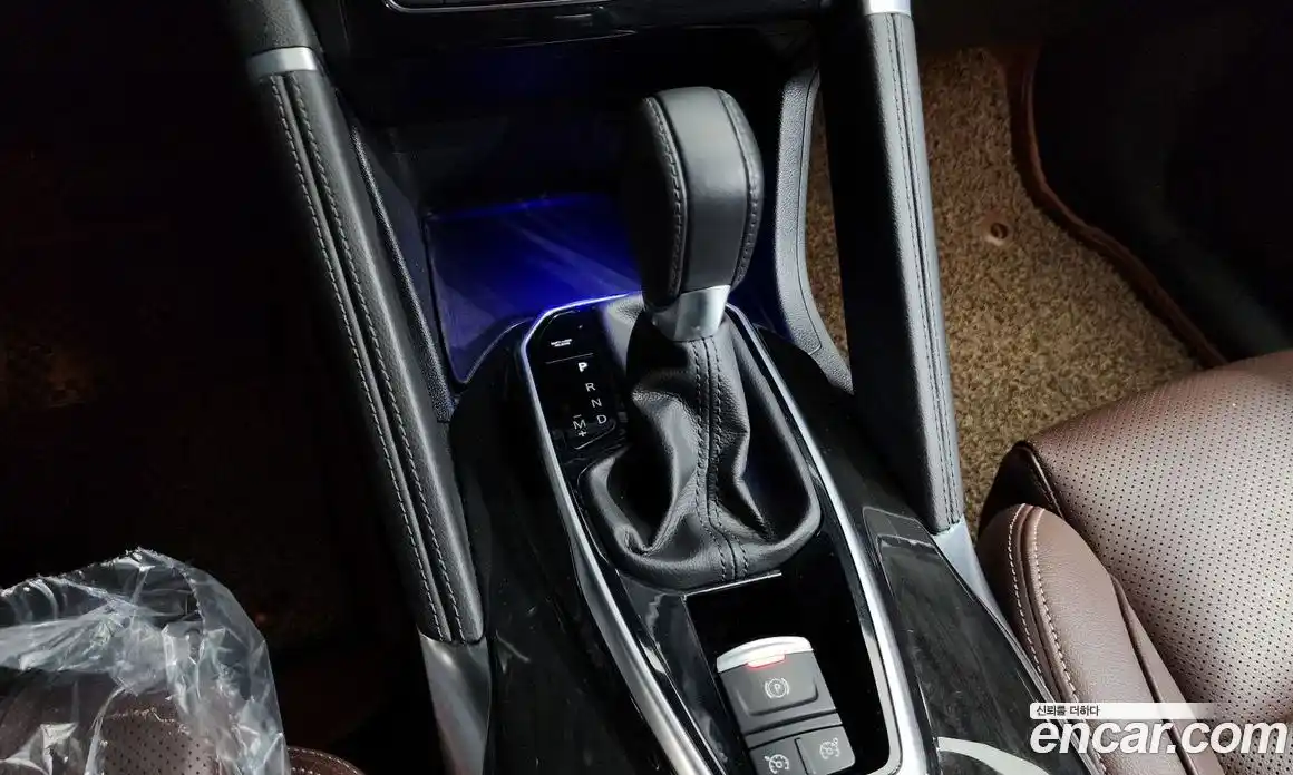 Renault QM6 2017 2.0 Автомат в Москве № 148230, фото 20