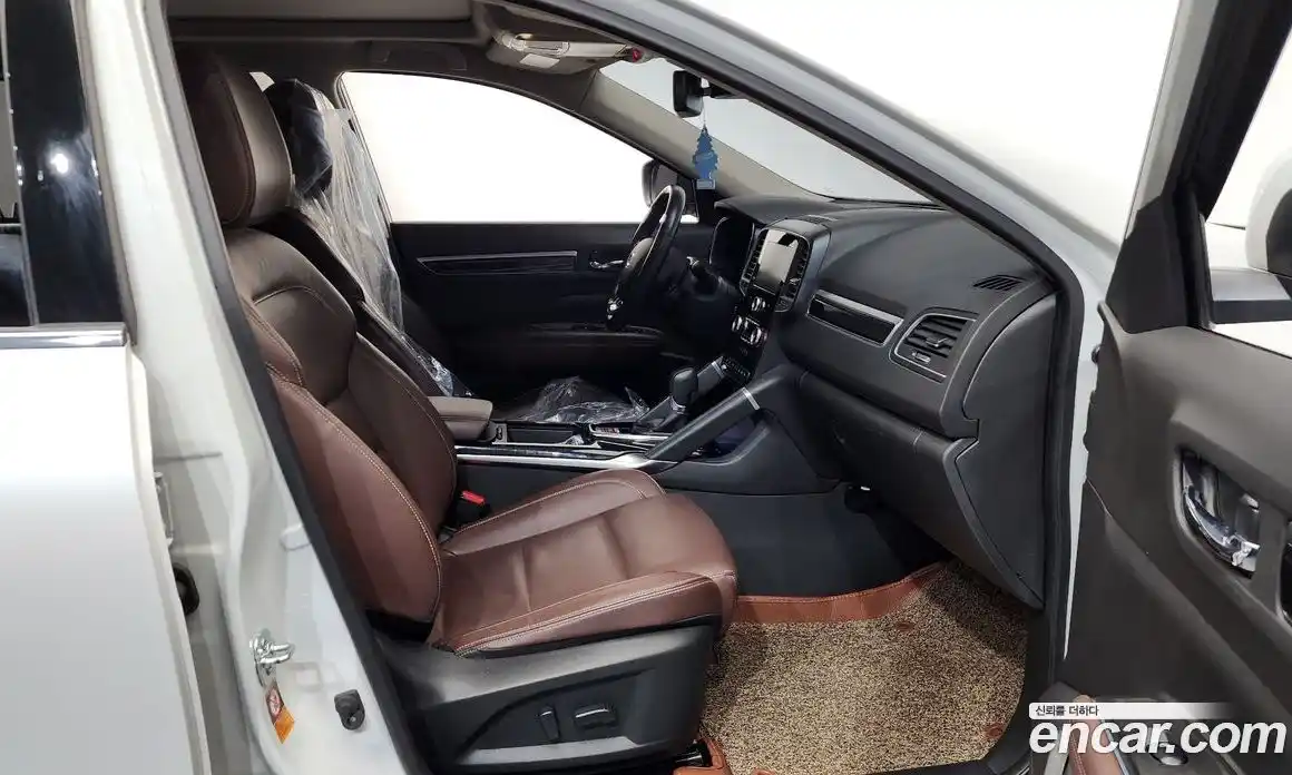 Renault QM6 2017 2.0 Автомат в Москве № 148230, фото 7